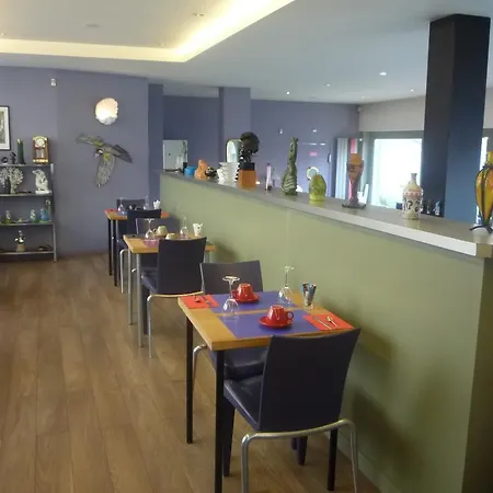 De La Plage Hotel 2*